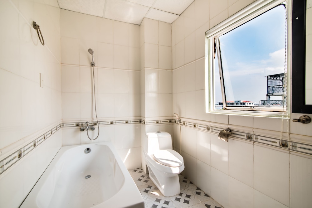 The Sunriver Boutique Hotel Hue
