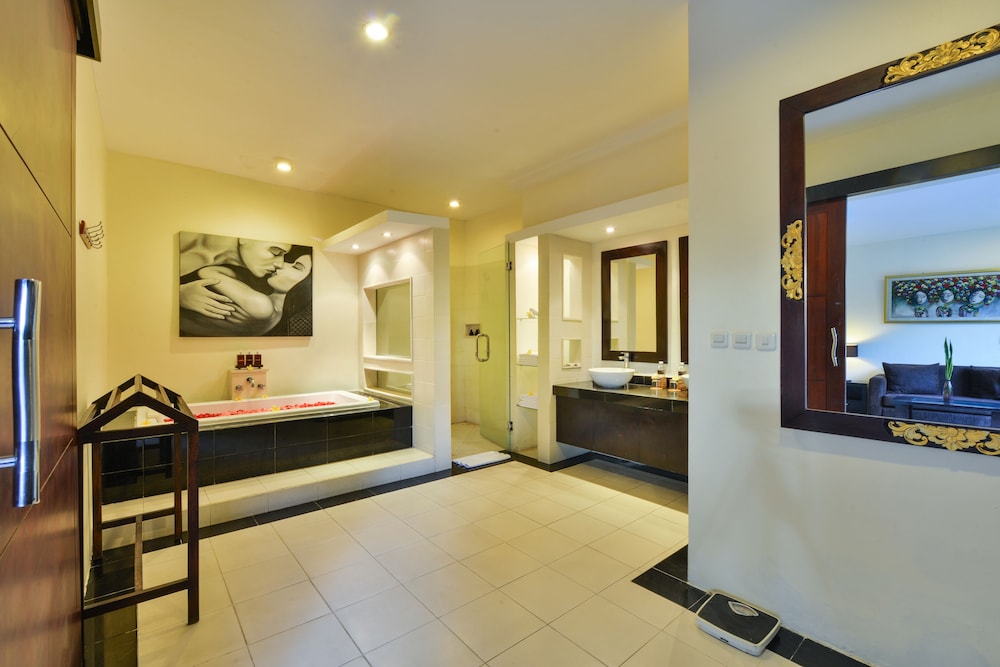 The Yubi Boutique Villas Seminyak