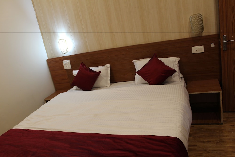 Hotel Kastura Kanatal