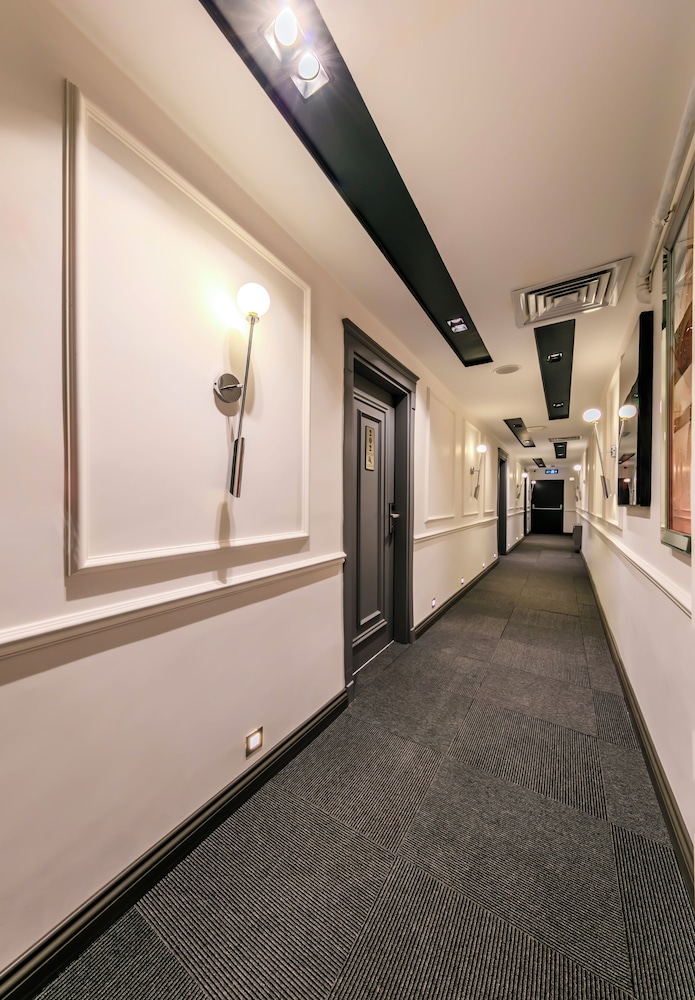 Atar Airport Hotel