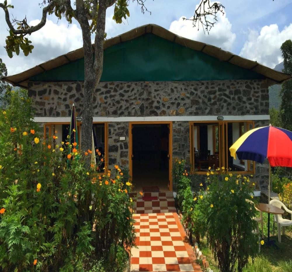  Zacs Valley Resort & Wellness Retreat Kodaikanal