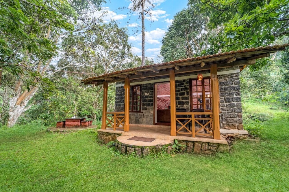 Zacs Valley Resort & Wellness Retreat Kodaikanal