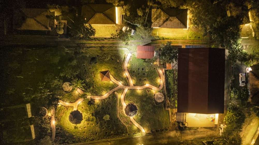 Zacs Valley Resort & Wellness Retreat Kodaikanal