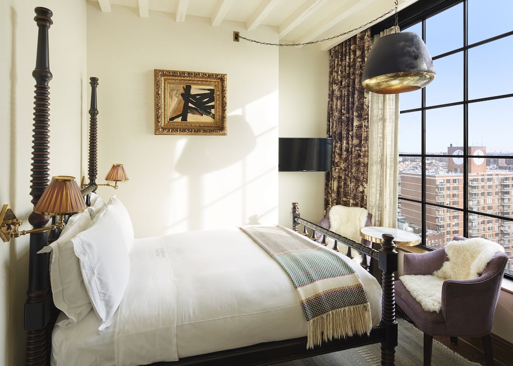 The Ludlow Hotel