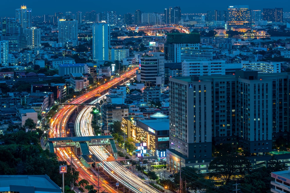 Montien Riverside Hotel Bangkok