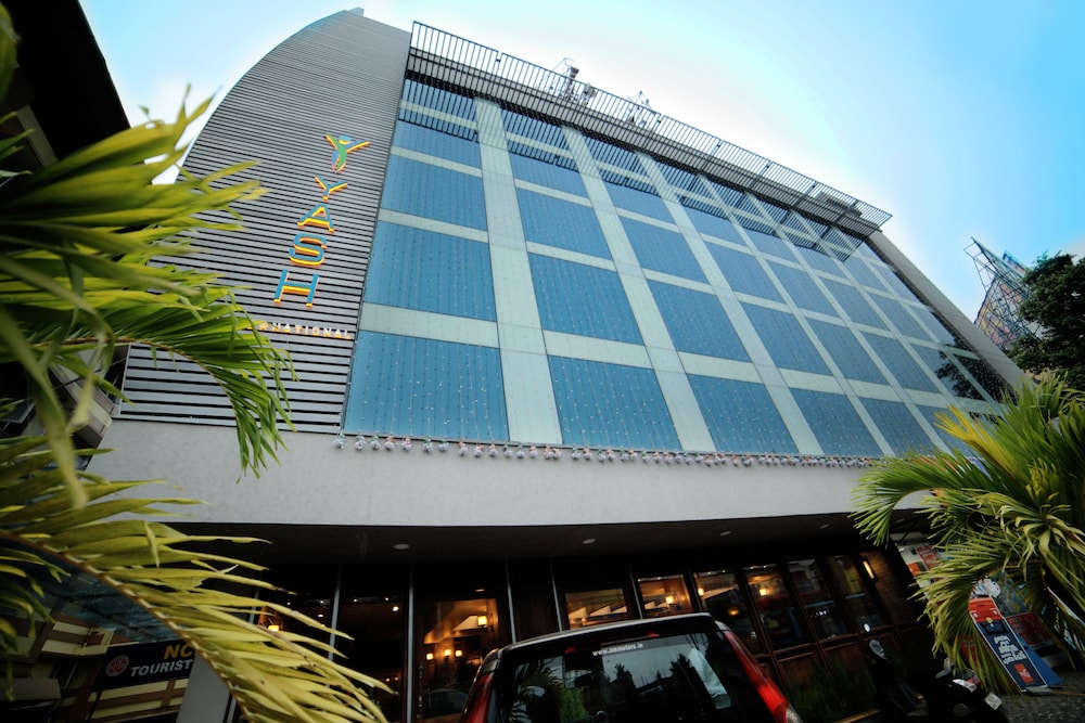 Yash International Hotel