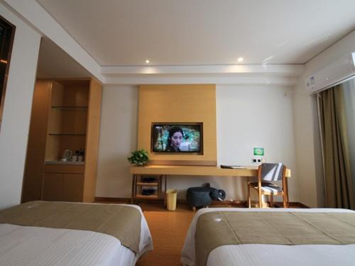 GreenTree Inn Zhengzhou Gongyi Xinxing Road