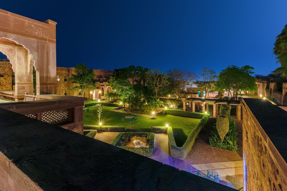Bijolai Palace Jodhpur by Inde Hotels