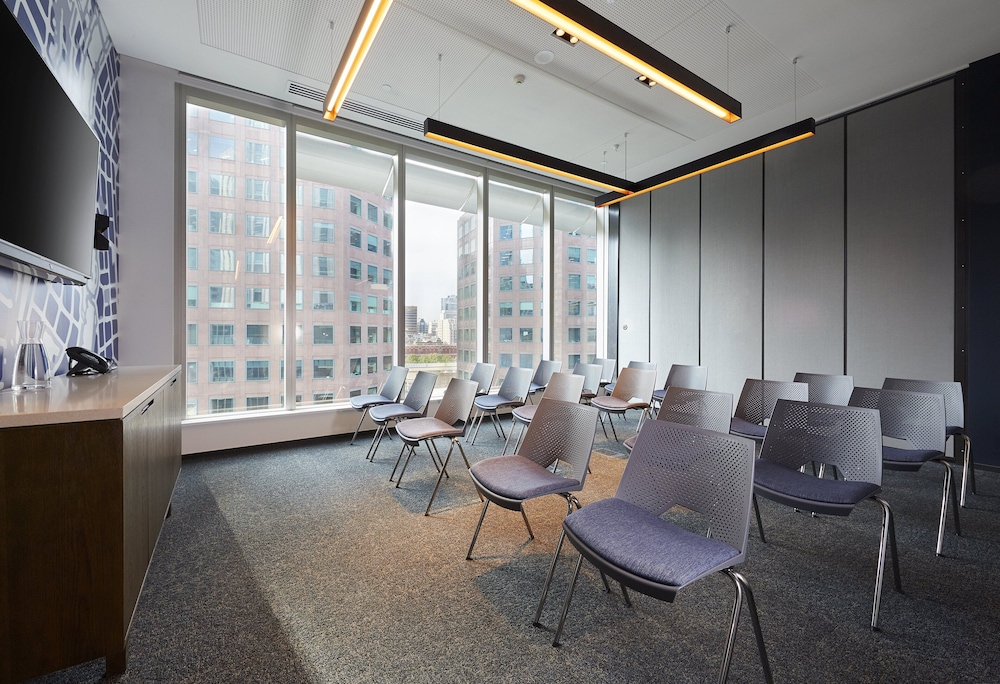 Holiday Inn Express Melbourne Southbank by IHG