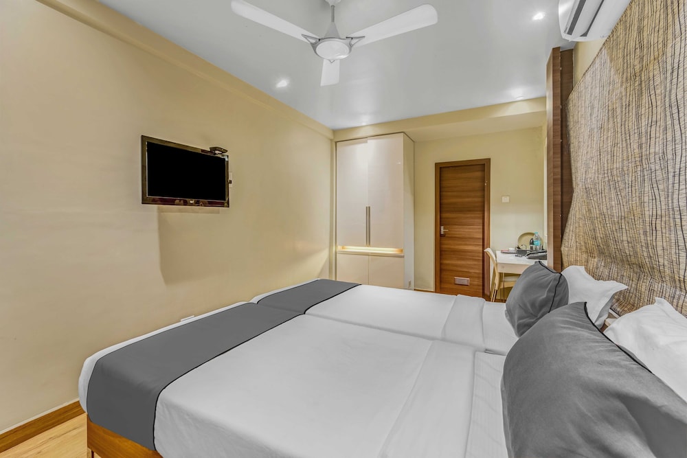 Super Townhouse Oak Kodambakkam Formerly Cine City