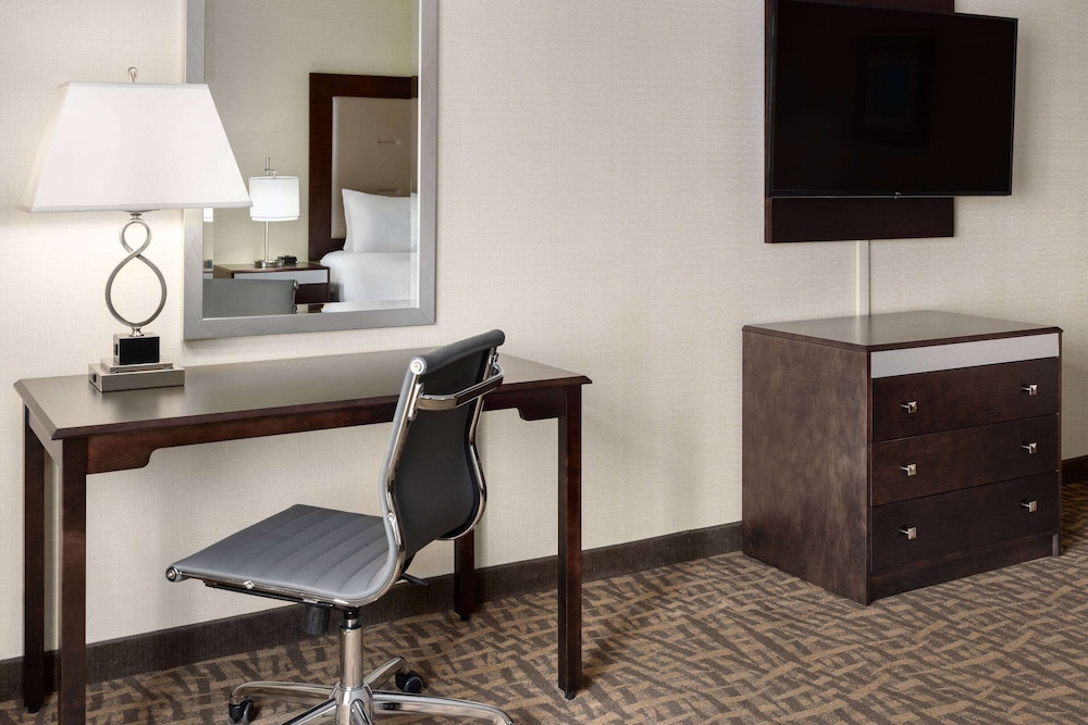 Wyndham Garden Buffalo Downtown
