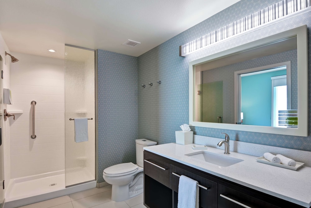 Home2 Suites by Hilton Las Vegas Strip South