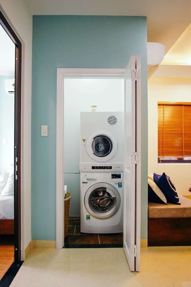 Phuong Tran Apartment and Hotel