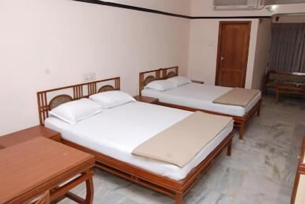 Amogha International Hotel, Chitradurga