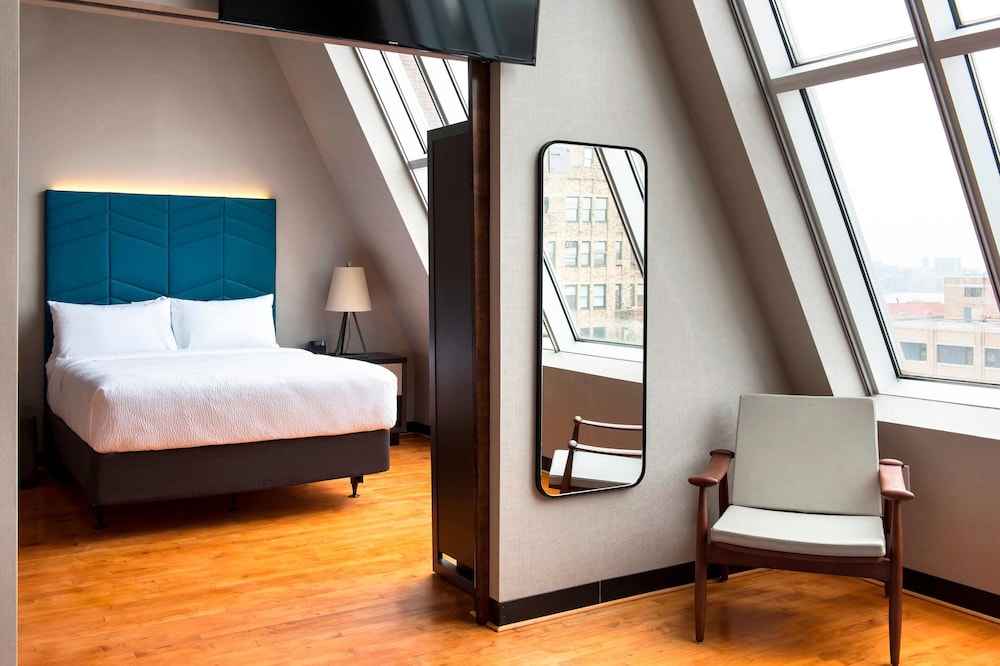 Four Points by Sheraton Manhattan SoHo Village