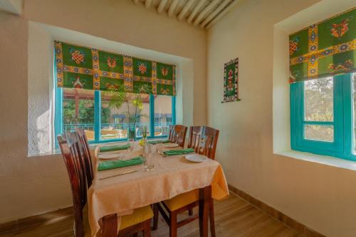 Tree Of Life Birdsong Chalets, Dharamshala