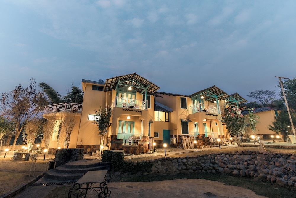 Tree Of Life Birdsong Chalets, Dharamshala