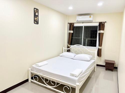 Baan at Khaosan Hostel