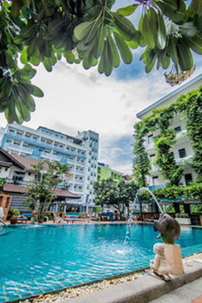 Sutus Court 2