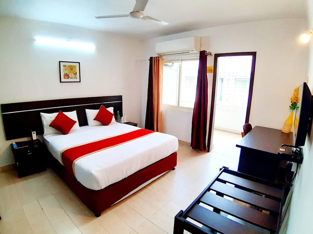 Smart Stay Service Apartment