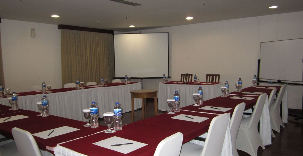 Grand Orchid Hotel Solo