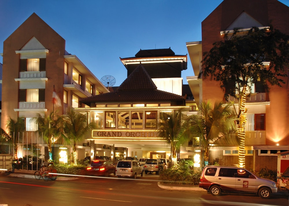 Grand Orchid Hotel Solo