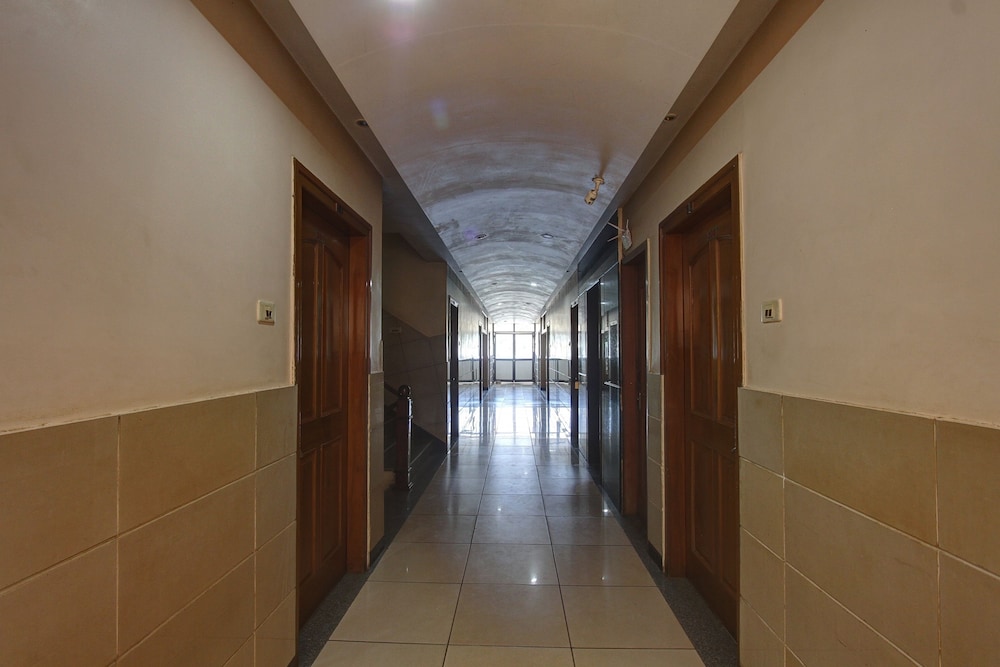 Hotel Rajsangam International