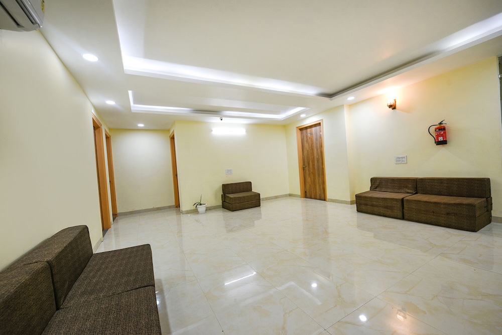 Fabhotel Prime Immense Residency