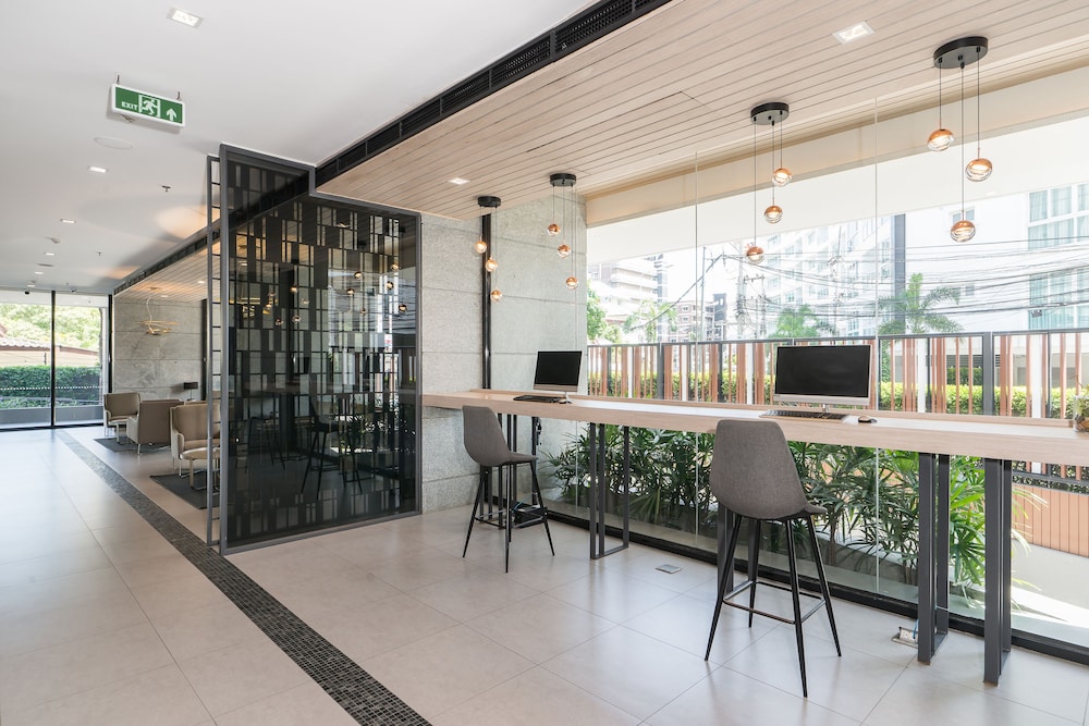 Arden Hotel and Residence