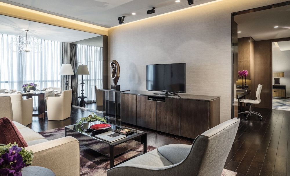 Four Seasons Hotel Shenzhen