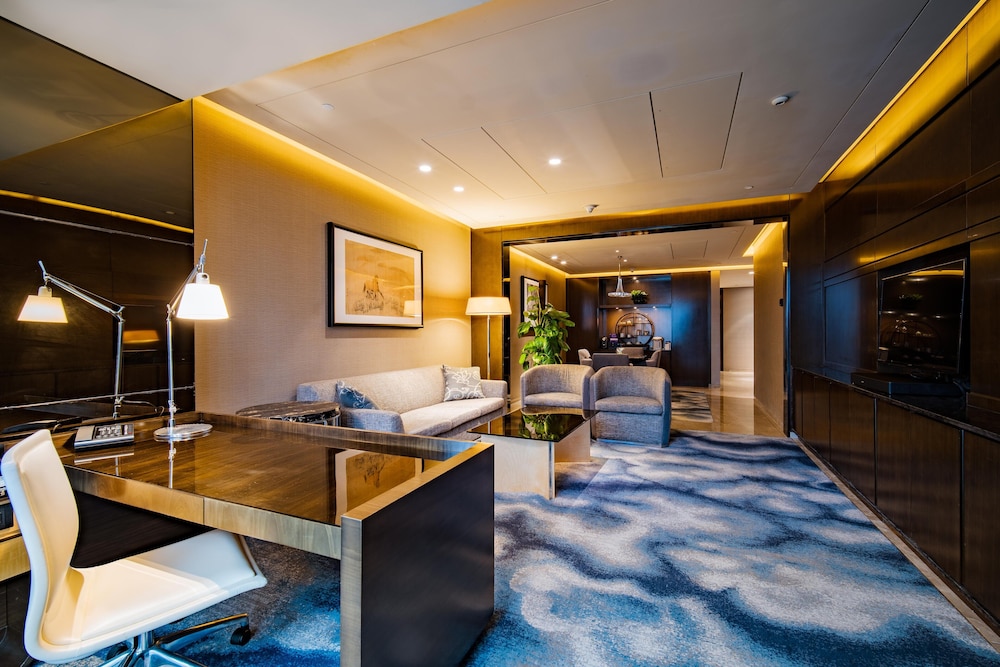Four Seasons Hotel Shenzhen