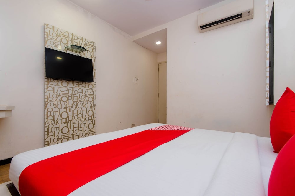 Hotel O Blue Pearl Residency Near Chhatrapati Shivaji International Airport