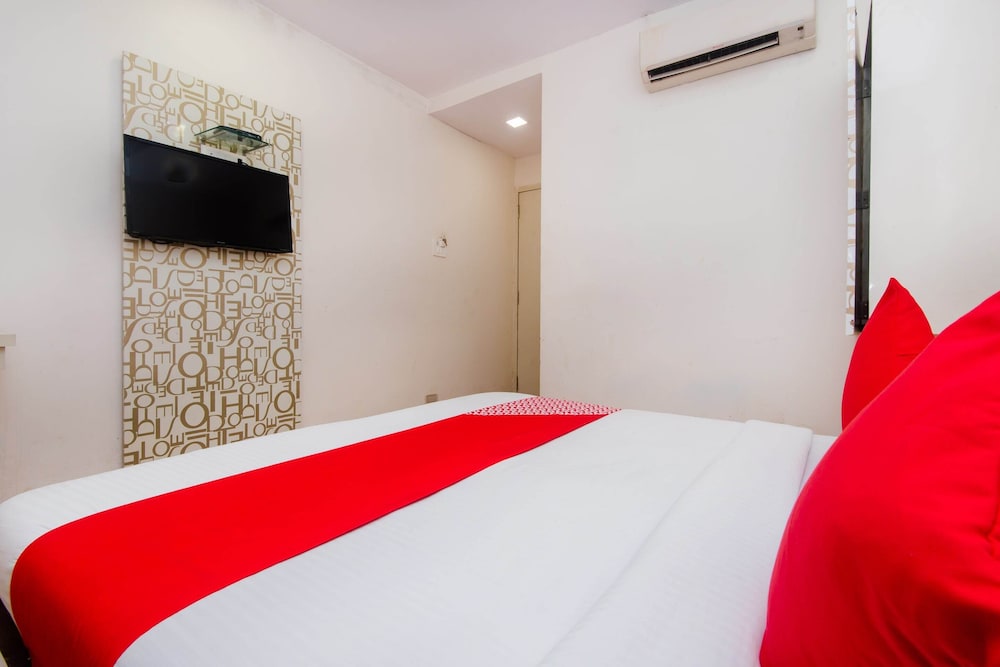Hotel O Blue Pearl Residency Near Chhatrapati Shivaji International Airport