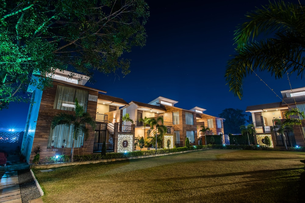 Wedlock Greens Hotels & Resorts