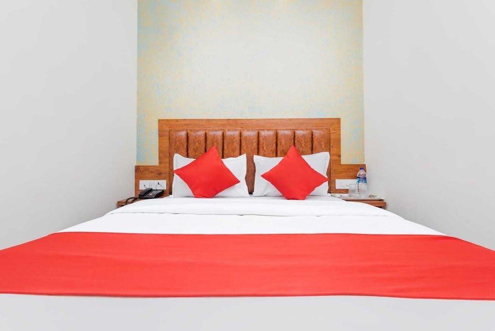 Hotel Purple Orchid