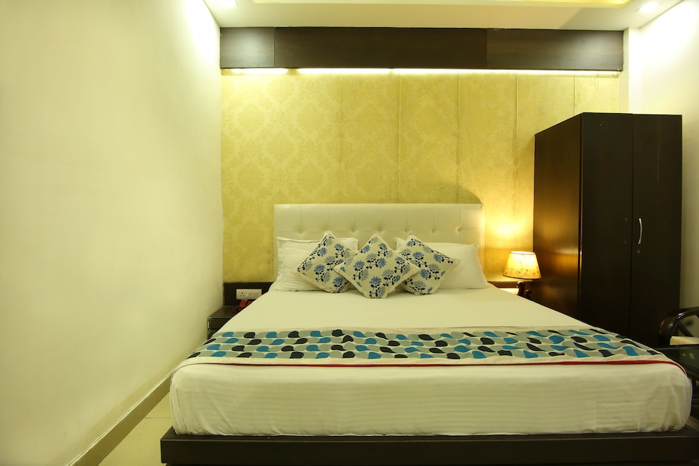 Hotel Riya Palace - Idgah Railway Station Agra