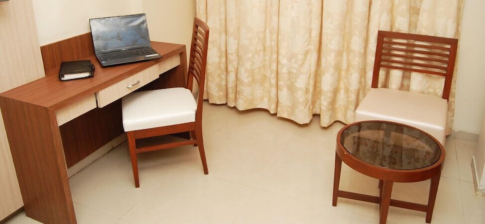 Aishwarya Residency