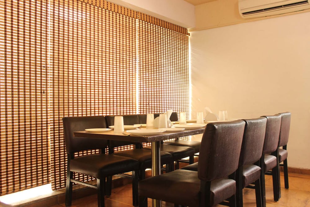 Hotel Om Sai International
