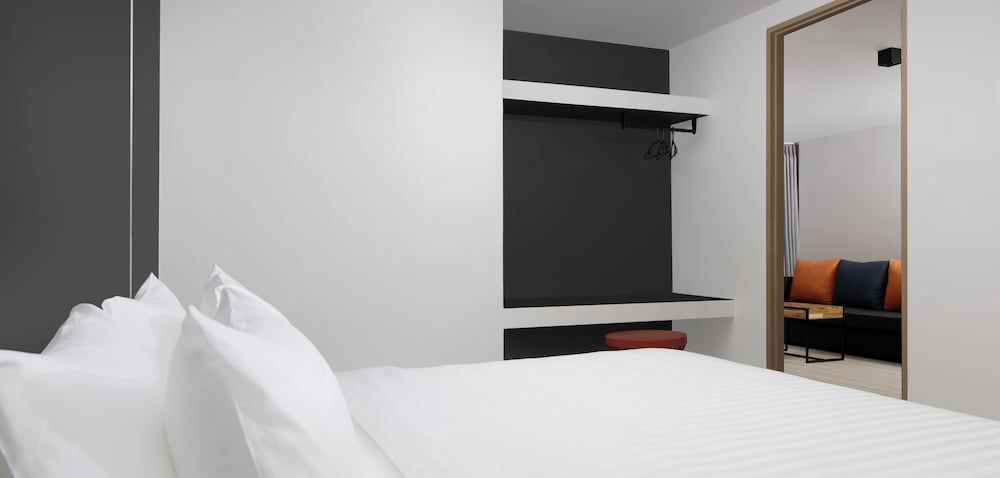 Prime Town - Posh & Port Hotel Phuket
