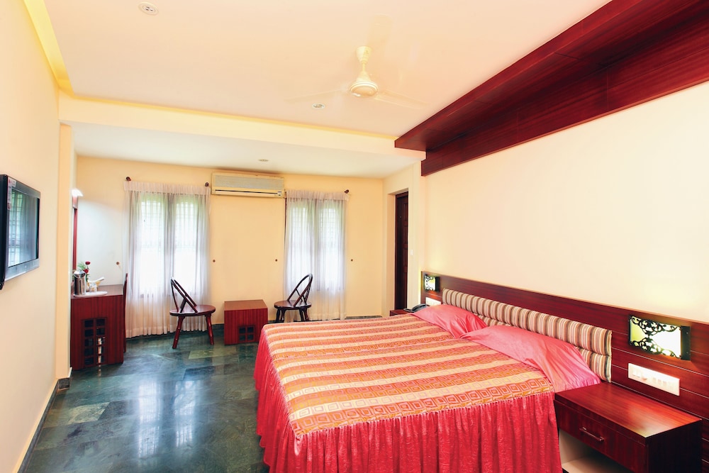 Hotel Indraprastha Varakala