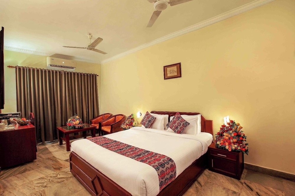 Hotel Indraprastha Varakala