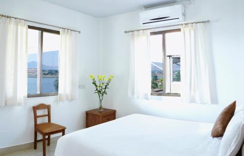 Savana Lake Resort