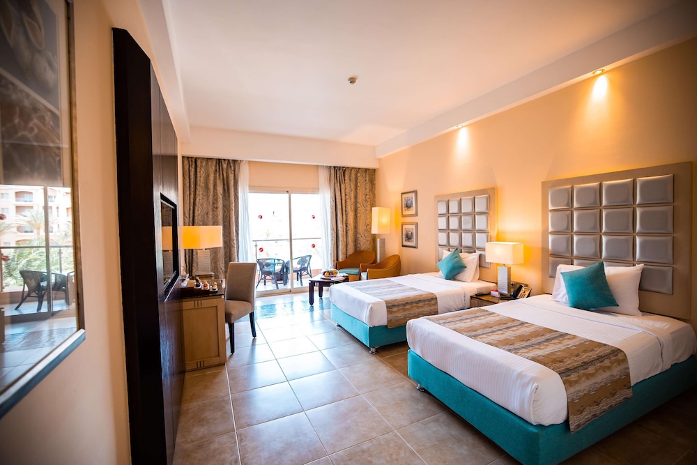 Tropitel Sahl Hasheesh Resort
