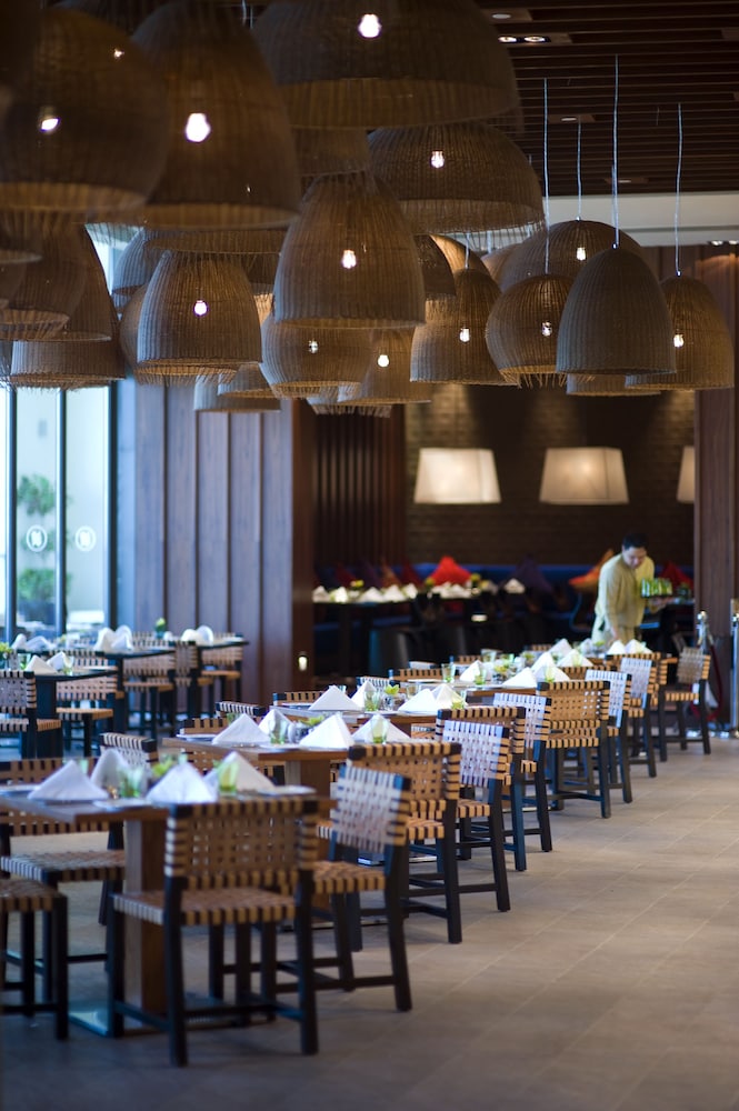 Crowne Plaza Abu Dhabi Yas Island by IHG