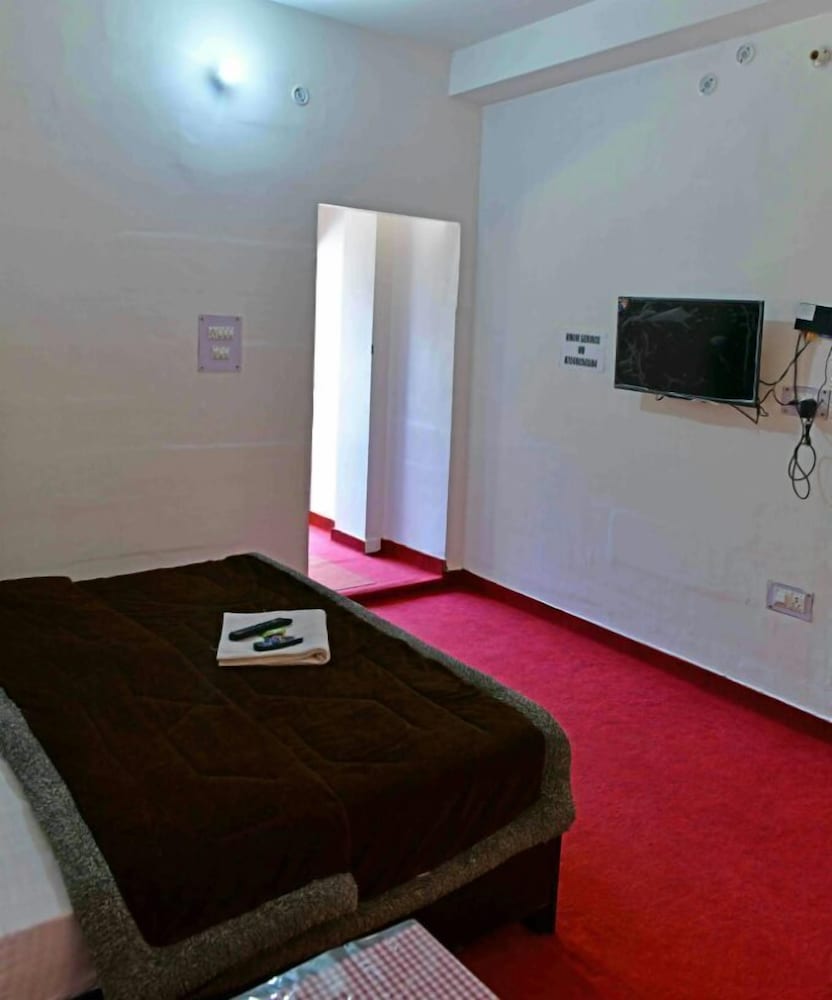 Hotel Taj Himalaya khirsu
