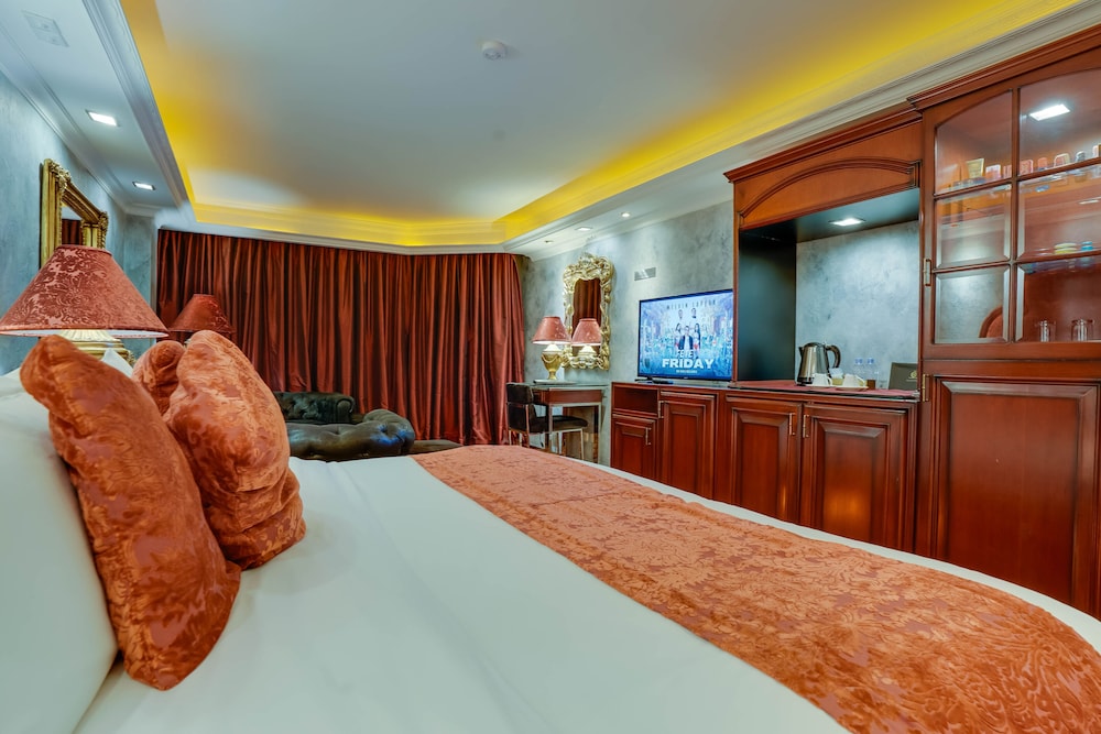 ABC Hotel