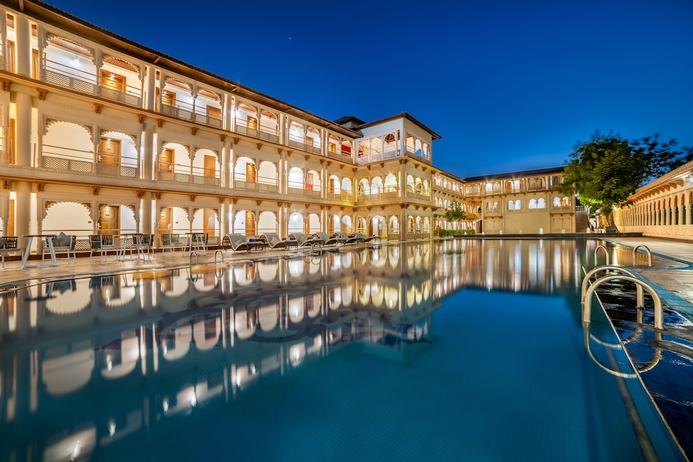 Holiday Resort & Spa (A Unit of S. Poddar Group)