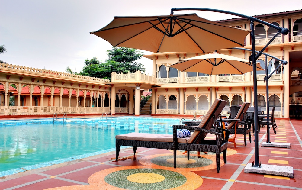 Holiday Resort & Spa (A Unit of S. Poddar Group)
