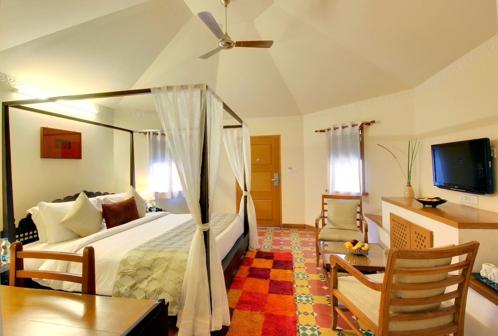 Holiday Resort & Spa (A Unit of S. Poddar Group)