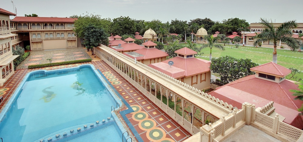 Holiday Resort & Spa (A Unit of S. Poddar Group)